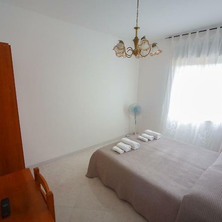 Апарт готель Casa Vacanze L'Orizzonte Вальдеріче Екстер'єр фото