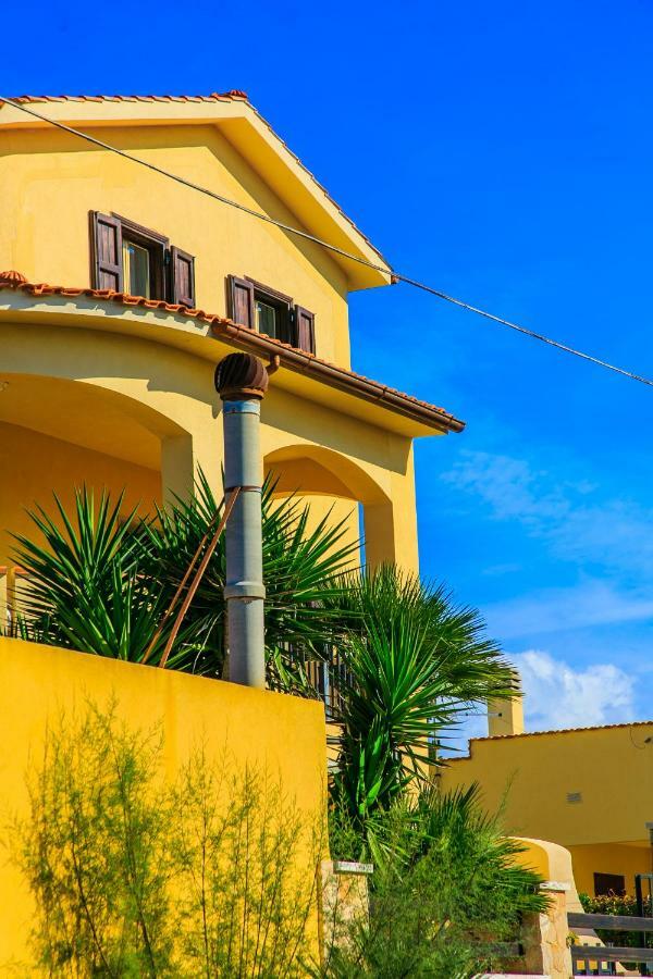 Апарт готель Casa Vacanze L'Orizzonte Вальдеріче Екстер'єр фото