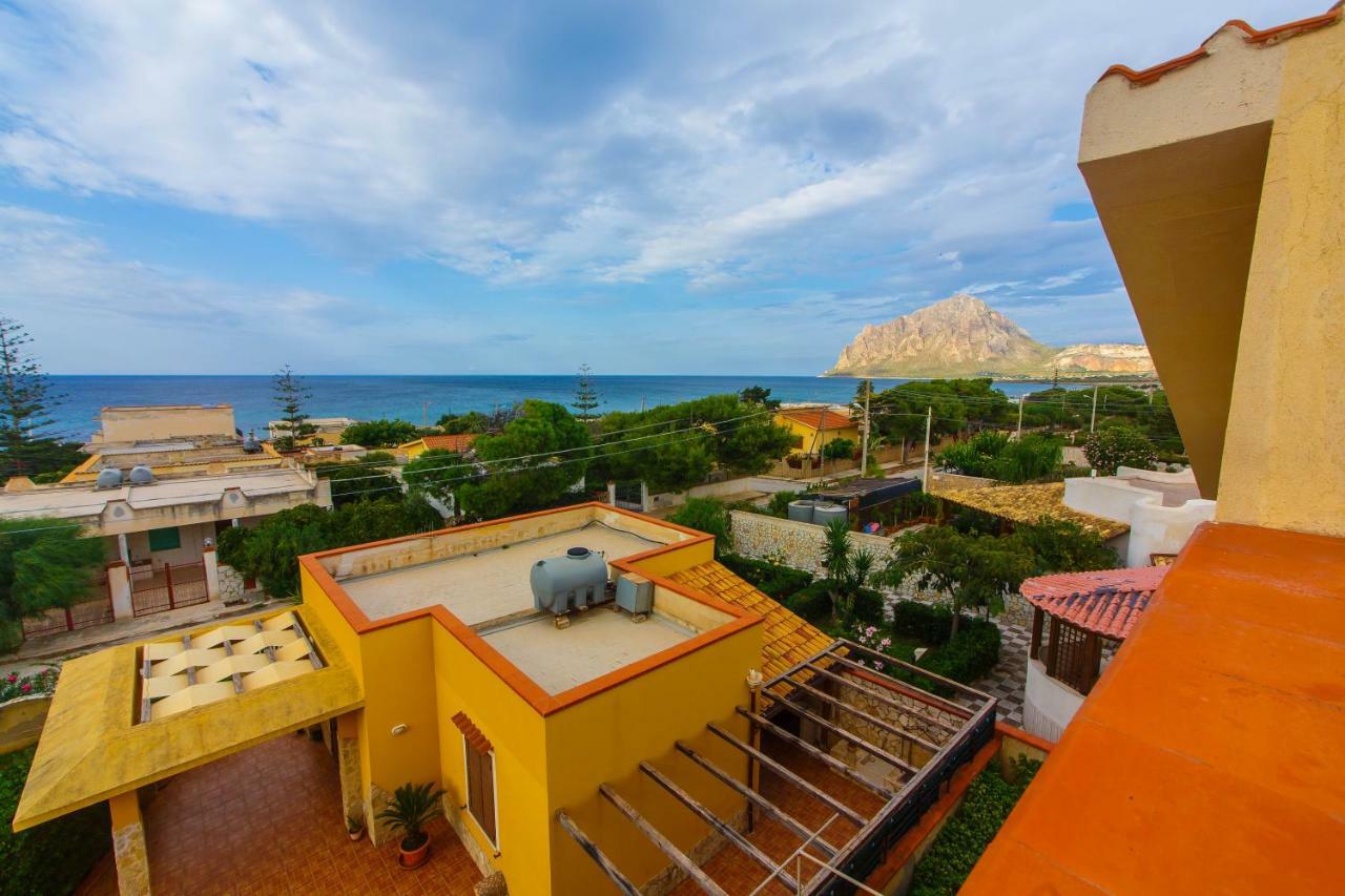 Апарт готель Casa Vacanze L'Orizzonte Вальдеріче Екстер'єр фото