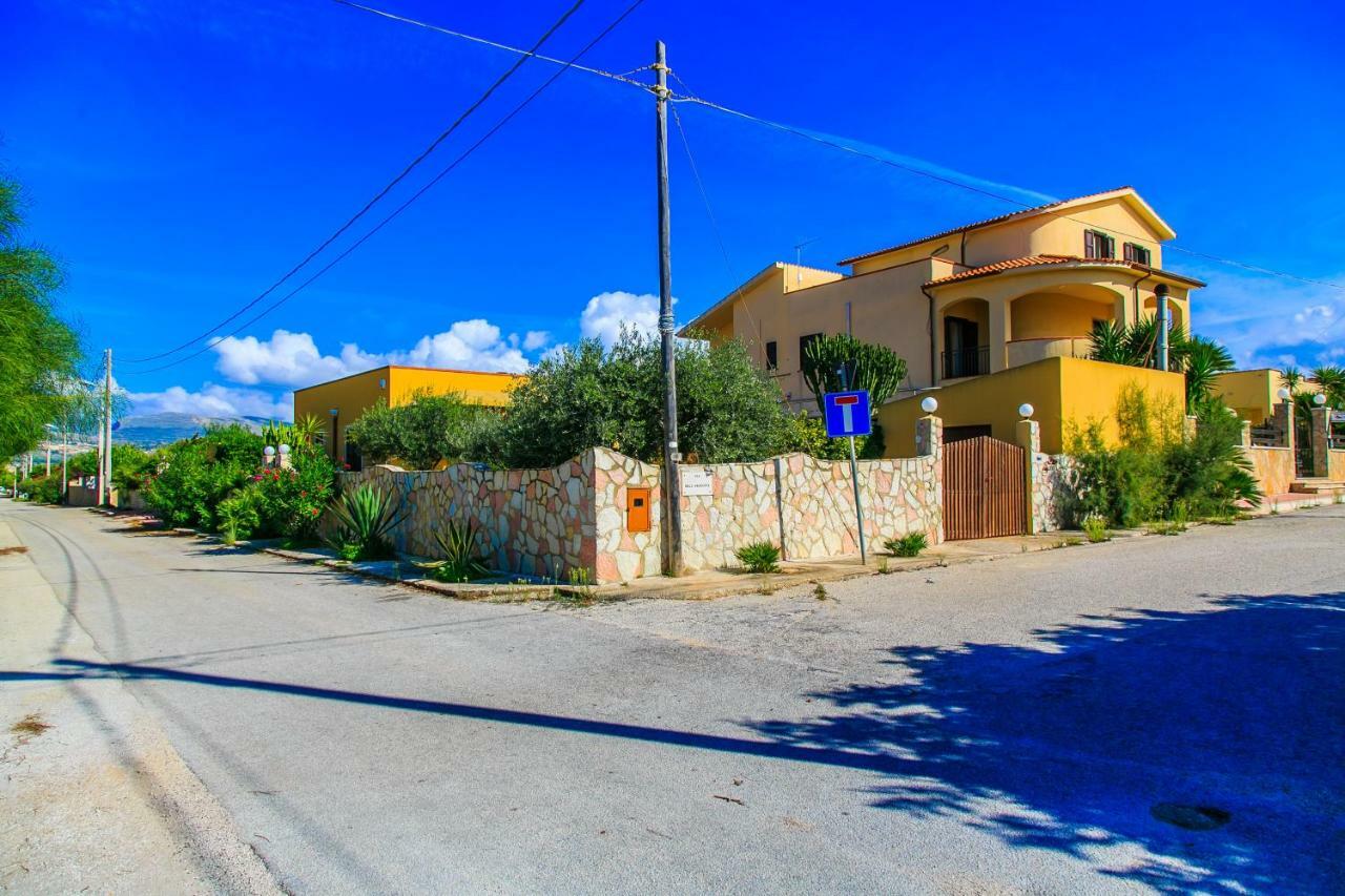 Апарт готель Casa Vacanze L'Orizzonte Вальдеріче Екстер'єр фото