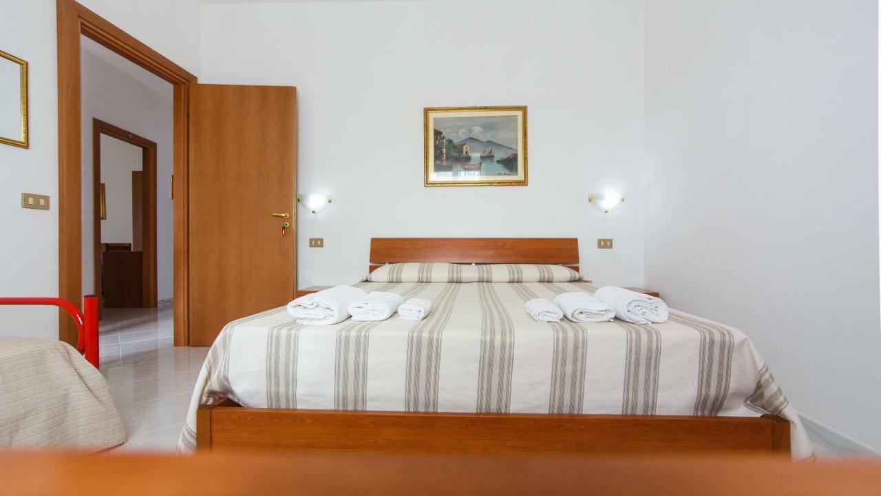 Апарт готель Casa Vacanze L'Orizzonte Вальдеріче Екстер'єр фото