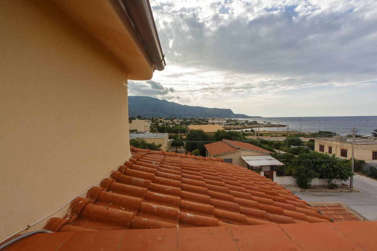 Апарт готель Casa Vacanze L'Orizzonte Вальдеріче Екстер'єр фото