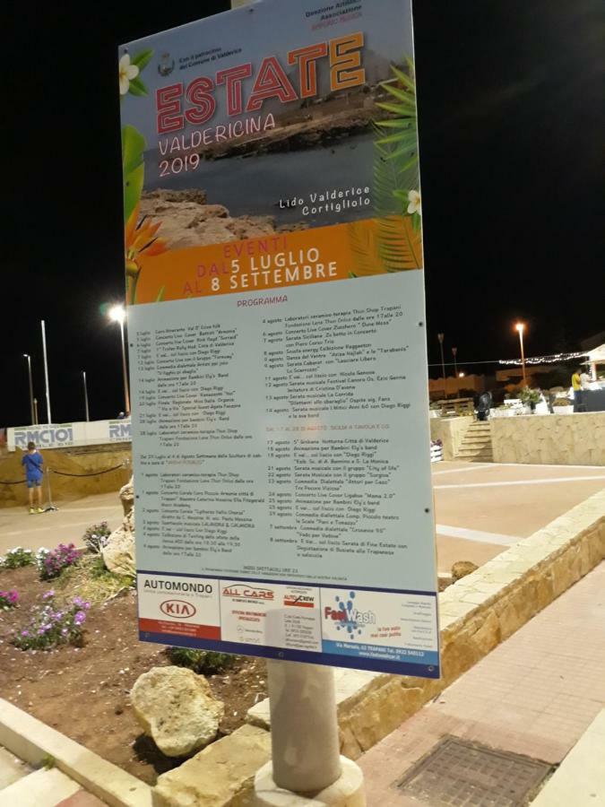 Апарт готель Casa Vacanze L'Orizzonte Вальдеріче Екстер'єр фото
